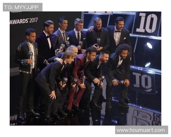 历代足坛巨星同框定格经典瞬间展现足球传奇风采